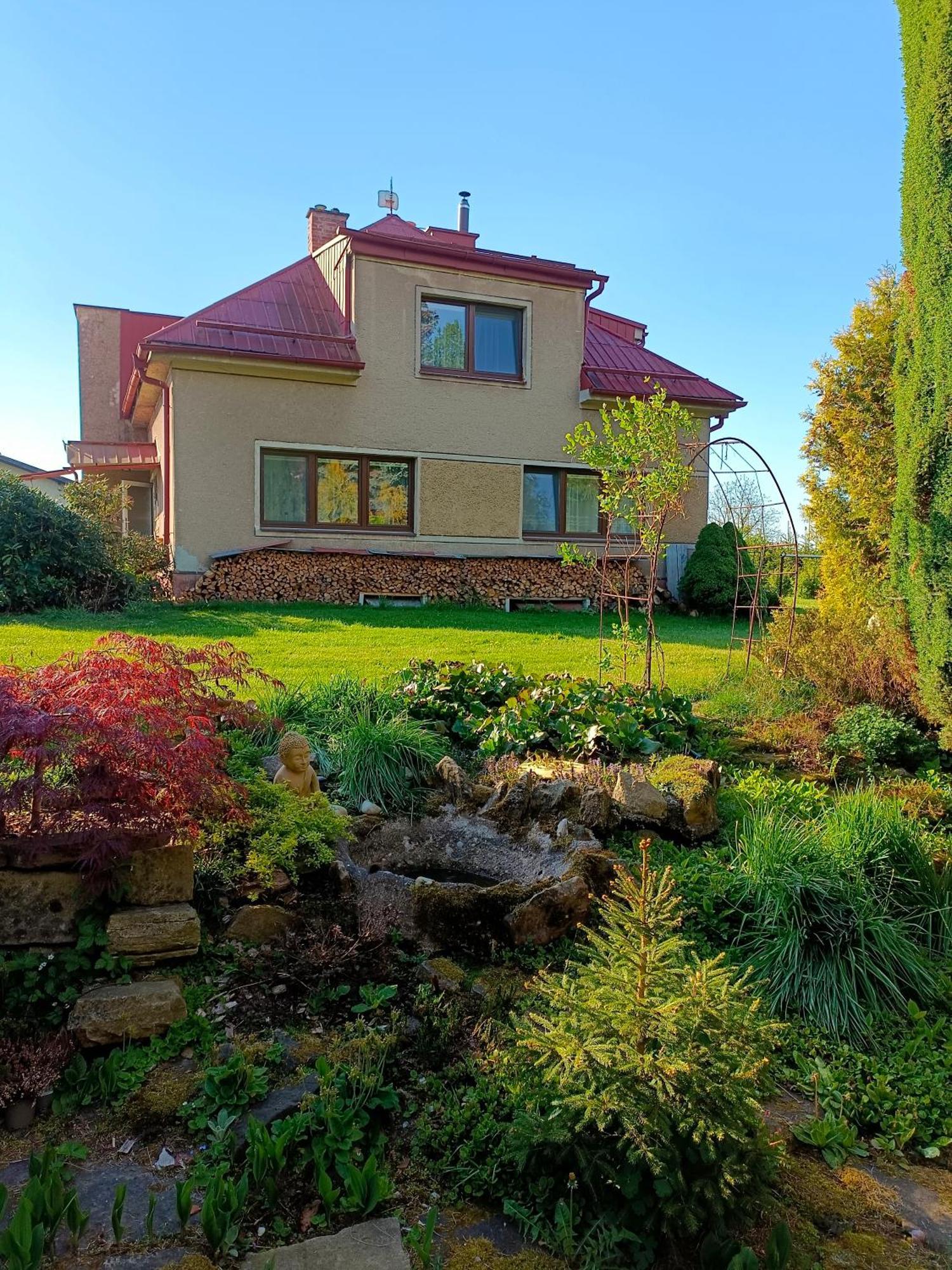 Apartman Za Lesem Červený Kostelec Dış mekan fotoğraf